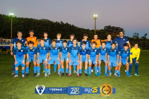 Juvenis do 1º de MAio vencem o CD Ribeira Brava