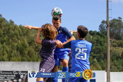 Rodrigo Silva com um bis no jogo de juvenis do 1º de maio frente o portosantense