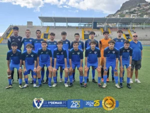 Jpgp de futebol de Juniores na Divisão de Honra regional na Madeira entre o Câmara de Lobos e 1º de Maio