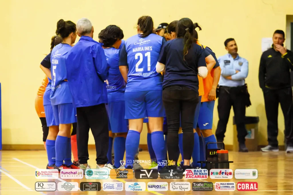 Futsal Feminino Equipa de Seniores Femininos em Futsal do 1º de Maio