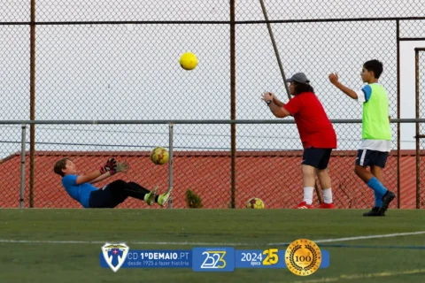António Pinto treinador de Guarda redes do Clube Desportivo Primeiro de Maio