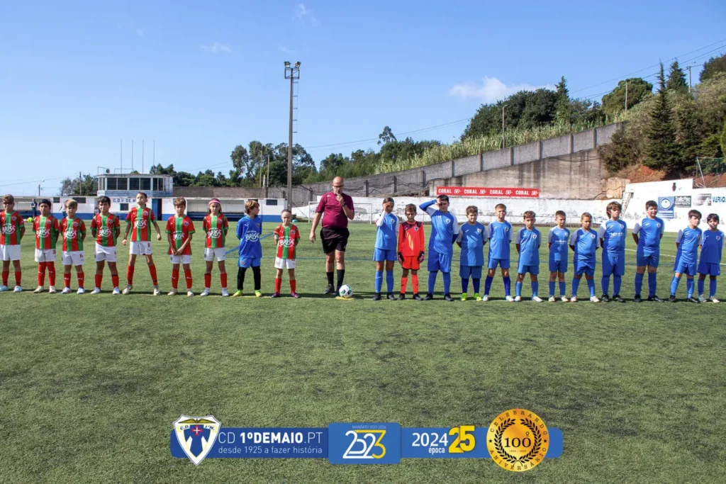Apresentação das equipas de futebol benjamins sub-11 do cd 1º de maio e do cs marítimo b