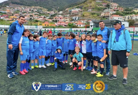 Futebol de Formação nos escalões de Petizes e Traquinas do 1º de Maio no campo de Machico