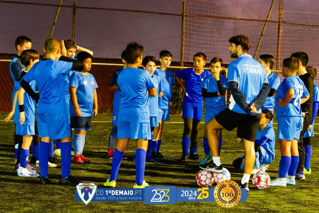 INFANTIS SUB12 COM JOGO TREINO NA RIBEIRA BRAVA
