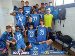 CD 1.º Maio 'A' vence e supera adversidades com gesto solidário