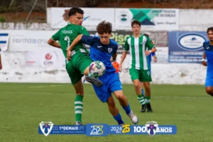 Jogo de Futebol Junior entre o CD 1º de Maio e o CD RIbeira Brava