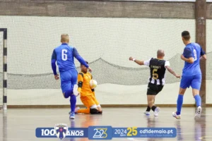 Defesa do nosso Guarda Redes de Futsal no jogo da Divisão de Honra entre o nosso clube D 1º de Maio e o CD Nacional