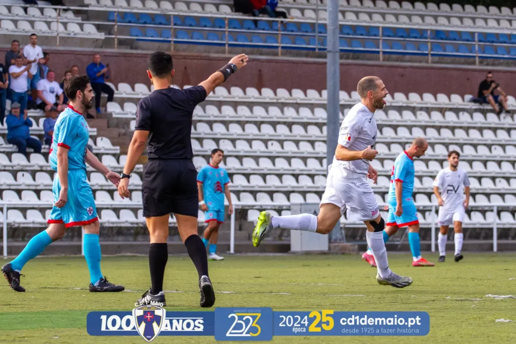 Cristiano Vasconcelos marcou o golo da Vitória do CD 1º de Maio