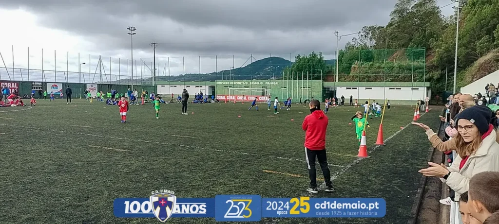 A trapalhança dos Petizes e traquinas do CD 1º de Maio