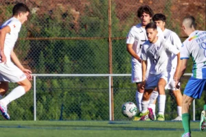 CD 1º de Maio "B" frente a equipa do AD Machico "B"
