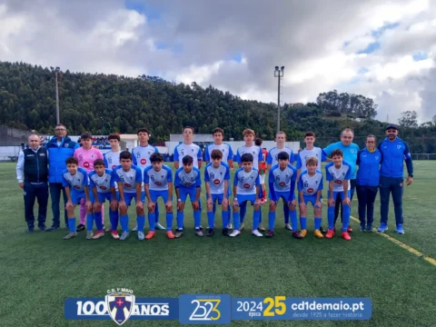 Equipa de Iniciados SUB-15 do CD 1º de Maio