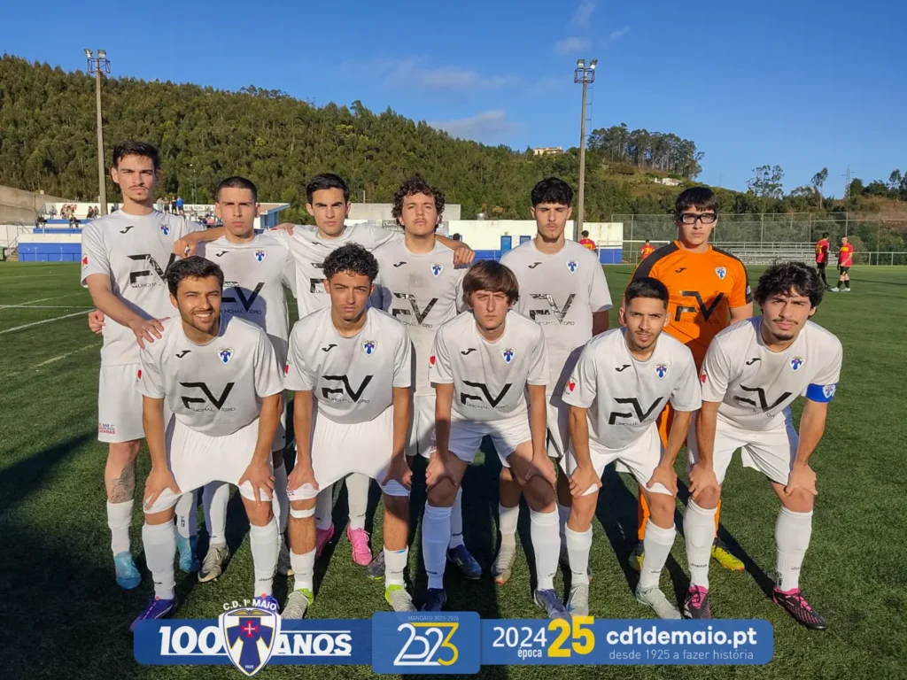 Equipa de Seniores Masculinos "B" do 1º de Maio