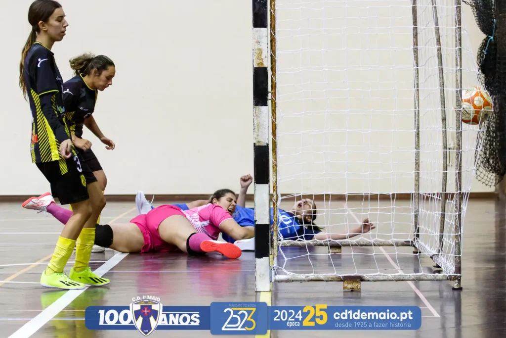 Equipa de Futsal feminina do 1º de Maio vence o CDC Porto Moniz por 4-0