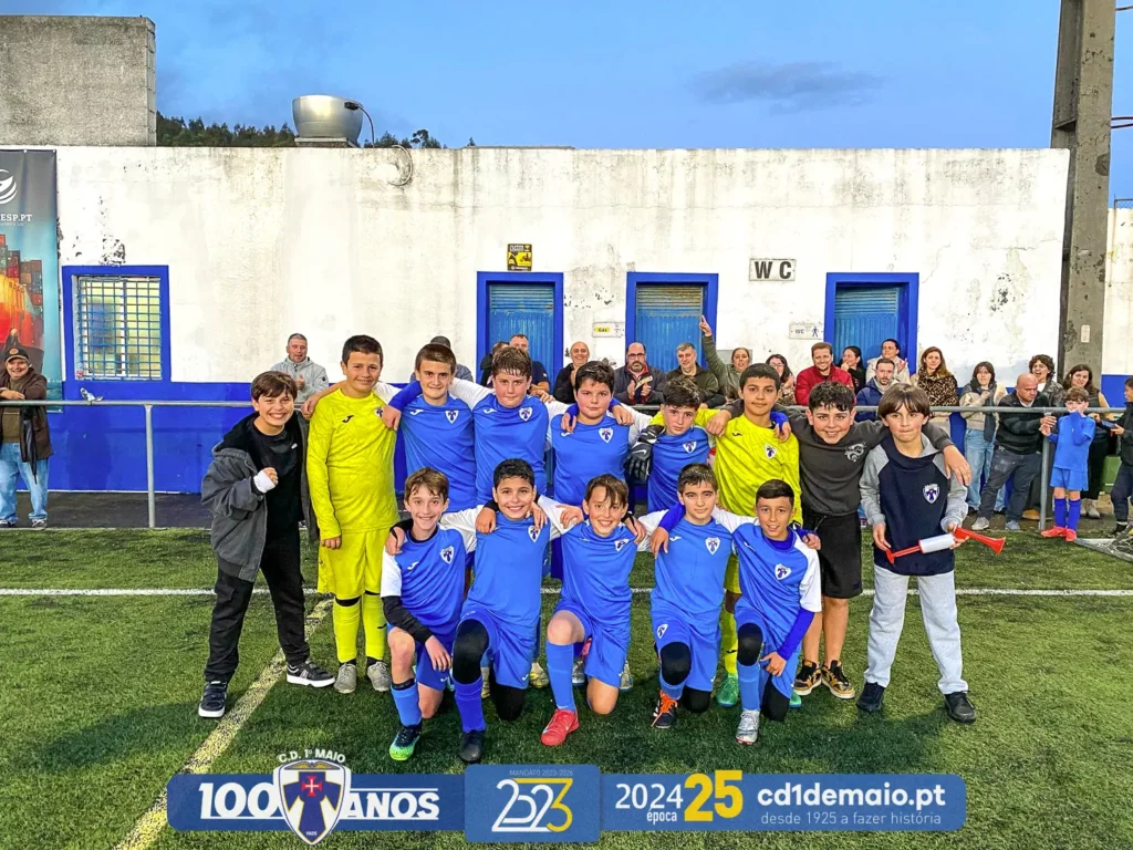 Infantis SUB-12 do 1º de Maio, 4º melhor equipa do campeonato 2024/2025