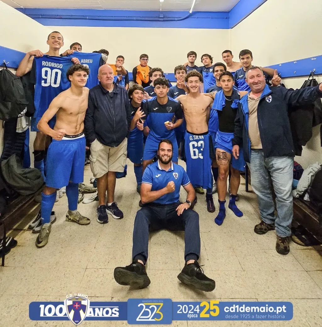 Vitória dos Juniores do CD 1.º de Maio na Taça de Platina - 5º Lugar