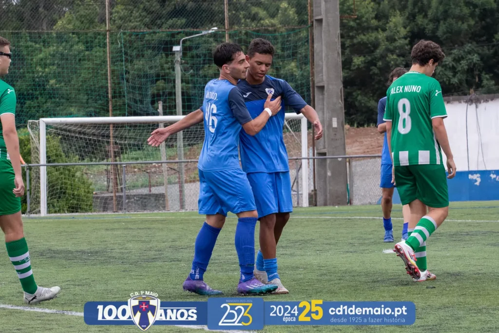 Matias Reis Oliveira e Emmanuel Josue Hernandez Navas
