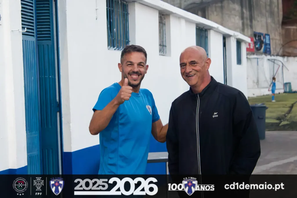 O Capitão André Teixeira e o Treinador de Guarda Redes Marco Vasconcelos