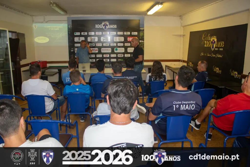 Projeto desportivo CD 1º de Maio