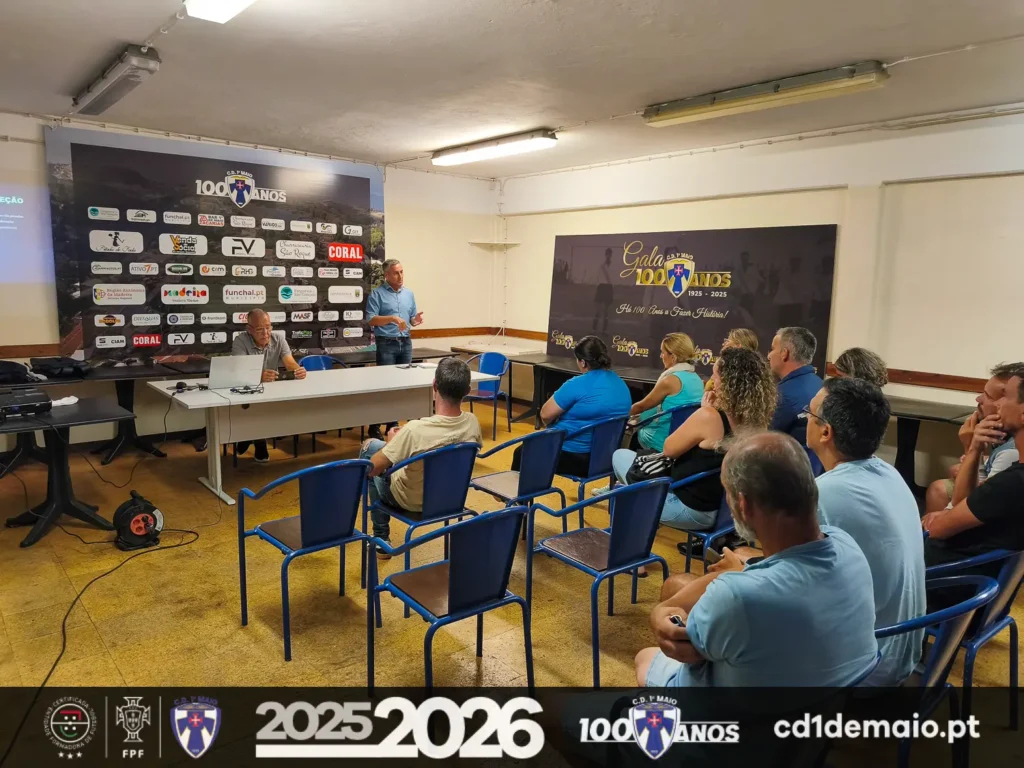 reunião do Clube com os pais dos Iniciados época 2025/2026