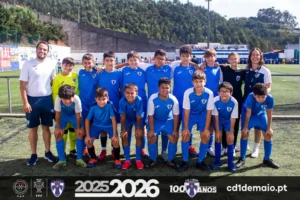 Infantis SUB-13 B do CD 1º de Maio época 2025/2026 - Formação em Evidência