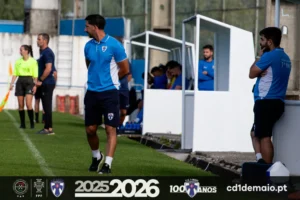 João Diogo treinador do Seniores do CD 1º de Maio época 2025/2026