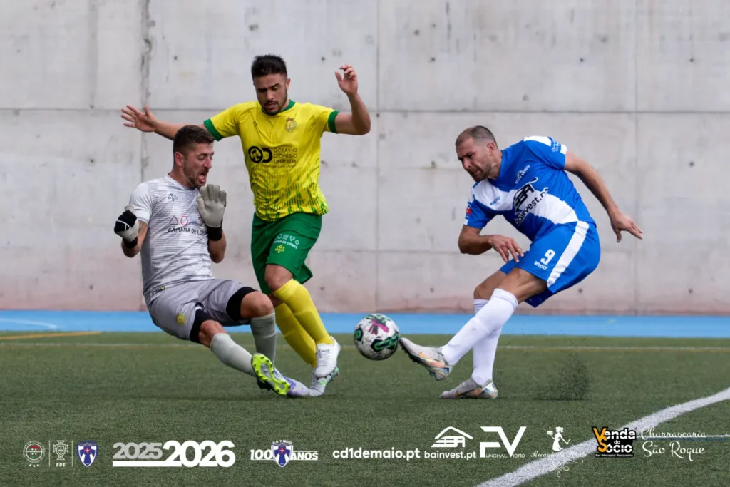 Vitória Histórica frente o CSD Câmara de Lobos - 1º Golo de Cristiano