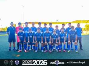 Futebol de Formação escola de Futebol no Funchal, Madeira no Clube Desportivo Primeiro de Maio juvenis sub-16