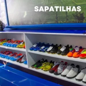 Sapatilhas , Botas de Futebol, Chuteiras na Loja do CD 1º de Maio