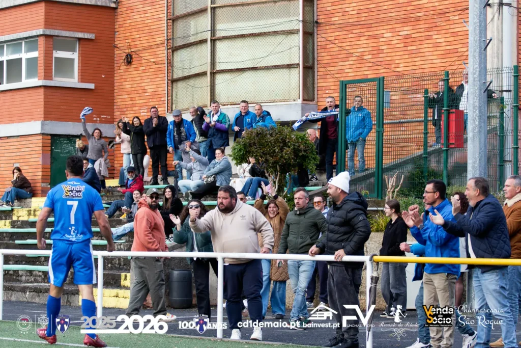 Golo de Tiago Santos a empatar o jogo