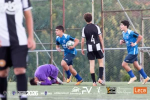 Guilherme Ferreira Bisou Frente ao Cd Nacional