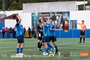 Dmitrii Serbin fecha o resultado por 3-2