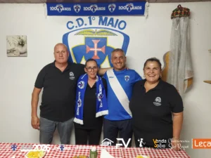 Logotipo do CD 1º de MAio no Restaurante o Moinho, Bar, Mercearia desde 1900 no Santo da Serra